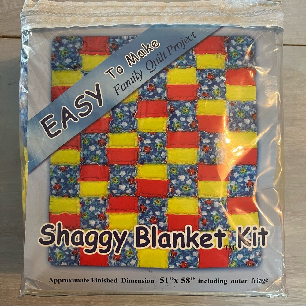 NEW SHAGGY BLANKET KIT 51"X58" QUILT PROJECT Airplane Pattern-Never Opened